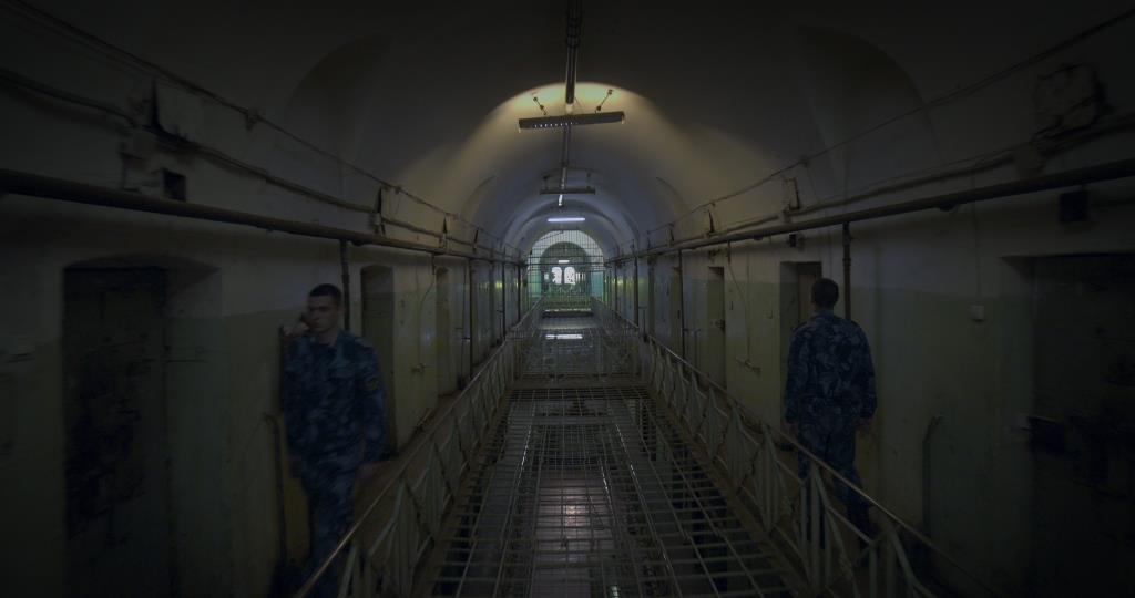 Кадр из документального фильма Кресты телеканала Россия