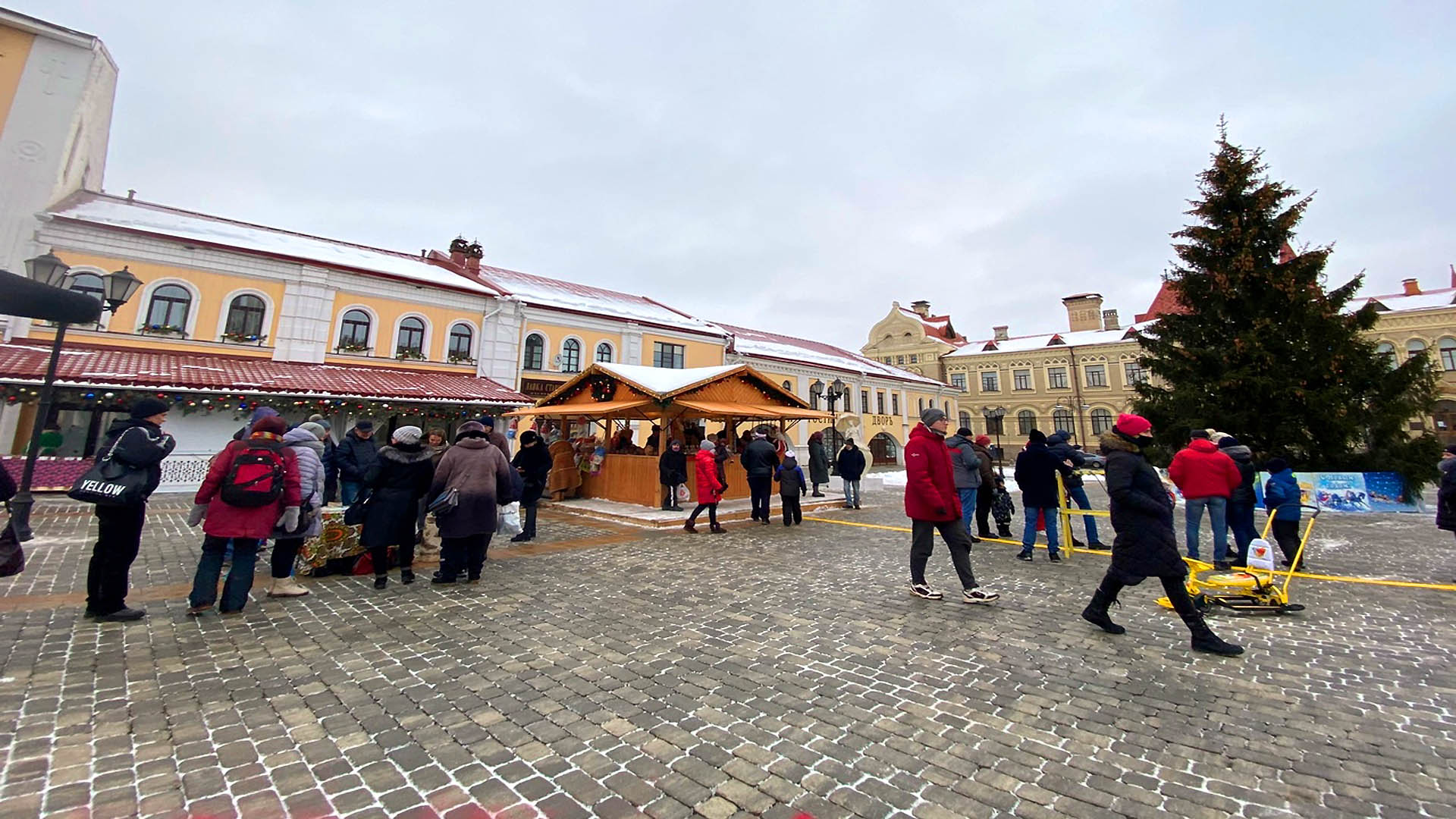 В Рыбинске прошло НаШествие Дедов Морозов