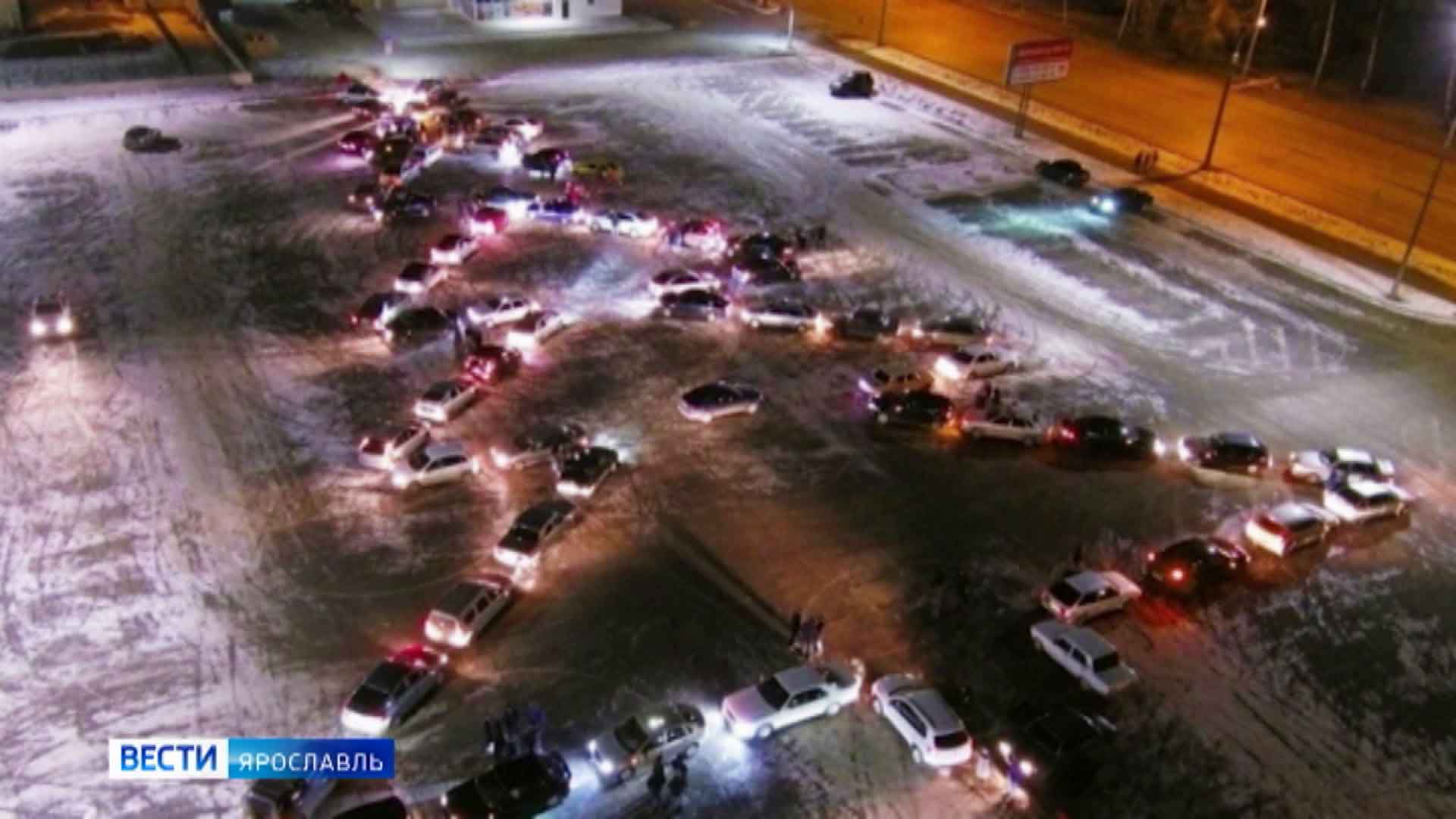 А в 2019, когда флешмоб прошел впервые - в городе зажглась автоелка