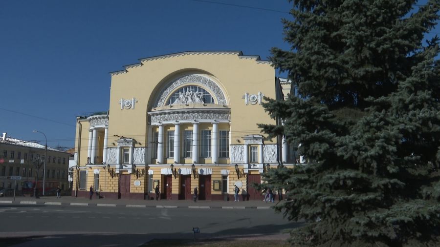 На балконе Волковского театра в Ярославле состоится диджей-сет