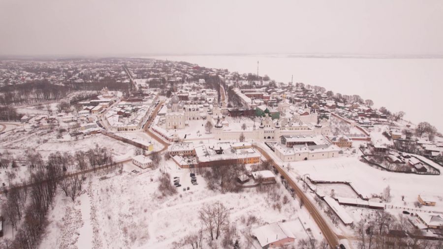 В Ростове Великом завершаются работы по освещению Московского шоссе