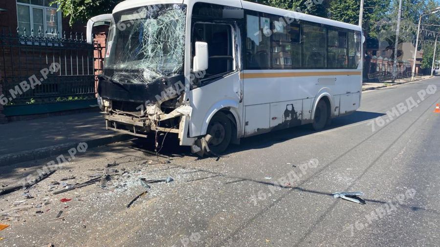 В Ярославле в суд передано дело о ДТП с автобусом и грузовиком, в котором пострадали трое