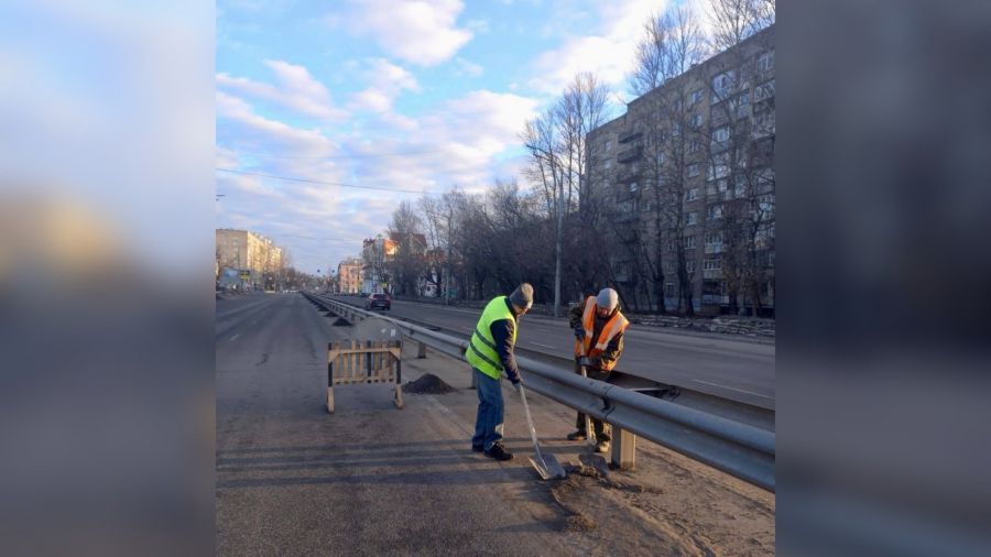 В Ярославле стартовала влажная уборка улиц