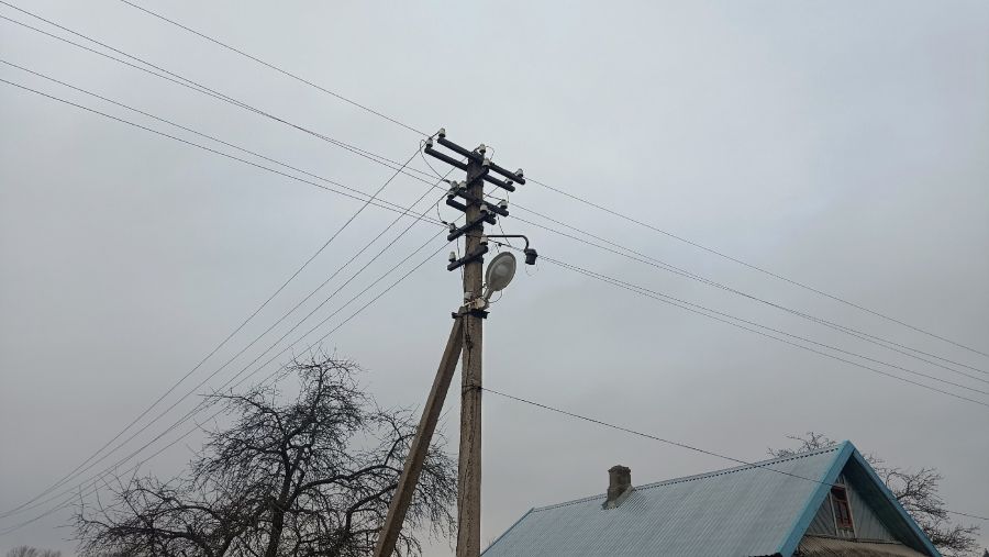 В Ярославской области энергетики устраняют последствия снегопада