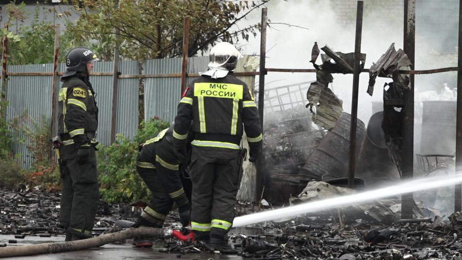 Такой пожар &mdash; первый в регионе: в МЧС рассказали о возгорании на Полушкиной роще