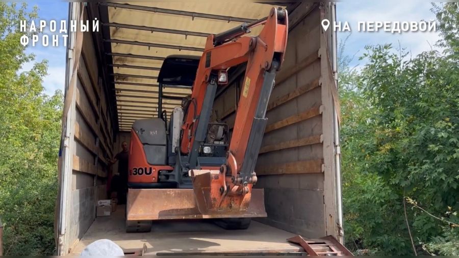 В Толбухинский дивизион доставили мини-экскаватор