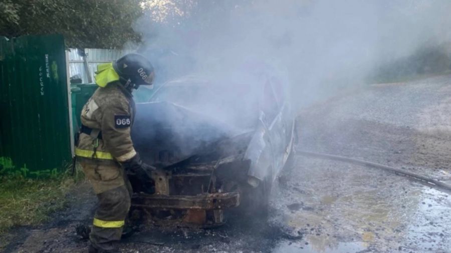 В Ярославской области увеличилось число пожаров в автомобилях