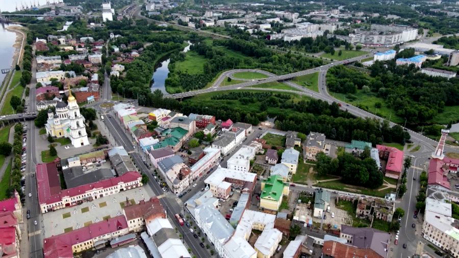 Еще зеленее: в новом парке Рыбинска высадили хвойники