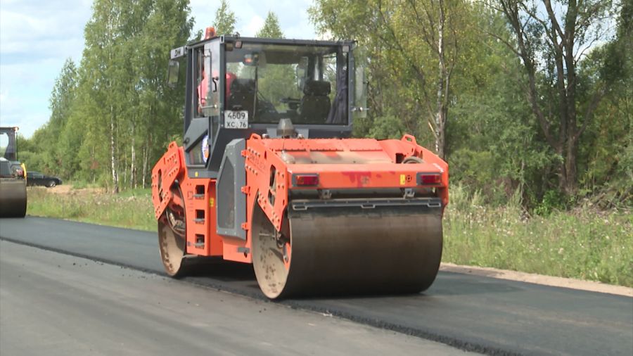 В Ярославской области отремонтировали половину дорог из плана этого года