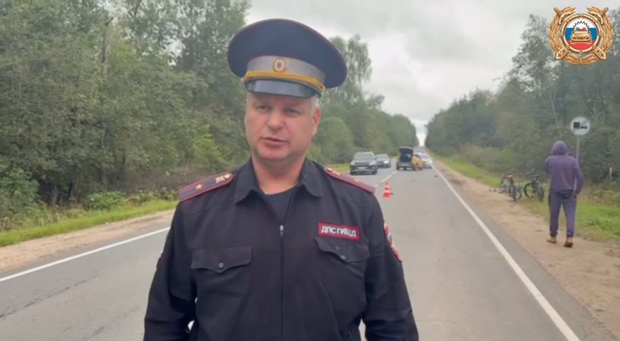 В Ярославской области 12-летний велосипедист попал под колеса иномарки