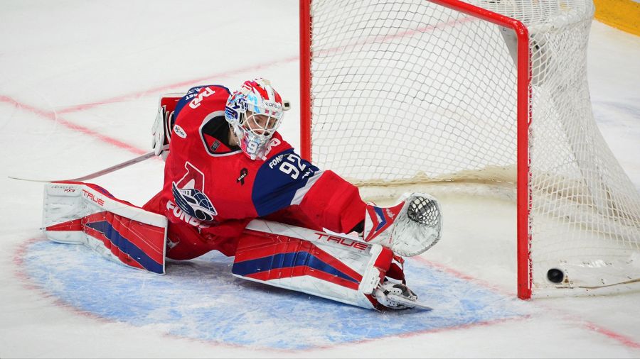 Ярославский хоккеист Даниил Исаев был признан лучшим вратарем четвертьфинала