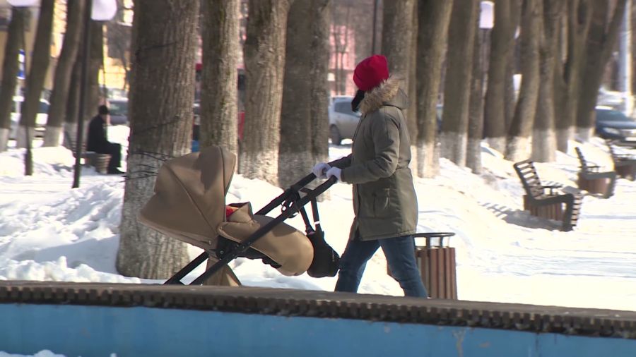 В Ярославской области новую соцвыплату получили уже 42 семьи с детьми