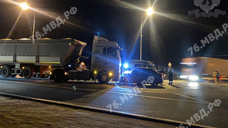 В Ярославской области в ДТП на трассе &quot;Холмогоры&quot; пострадали двое детей