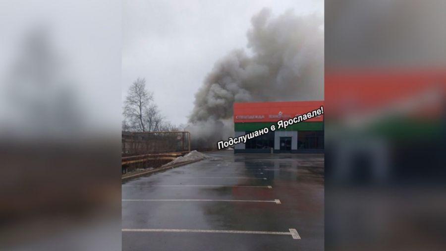 В Ярославле на Тутаевском шоссе произошел крупный пожар