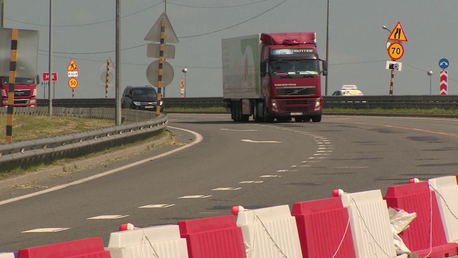 На Юбилейном мосту в Ярославле ограничат движение транспорта