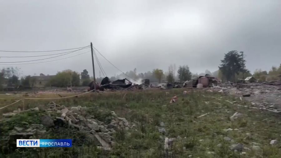 На месте пожара в Кубринске Ярославской области завершены работы