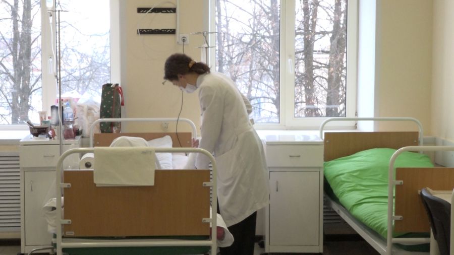 В больнице Ярославля запретили посещение пациентов