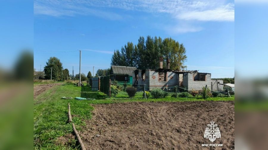 В Тутаевском округе загорелся дом из-за зарядки телефона
