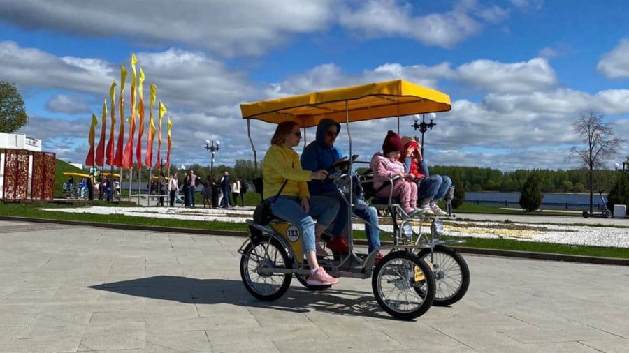 В центре Ярославля появился прокат велокарет