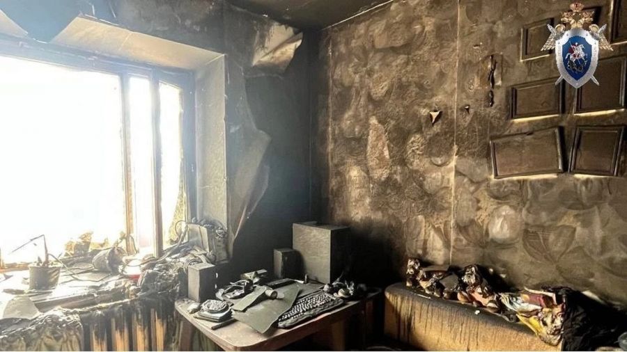 При пожаре в многоквартирном доме в Ярославле погиб мужчина