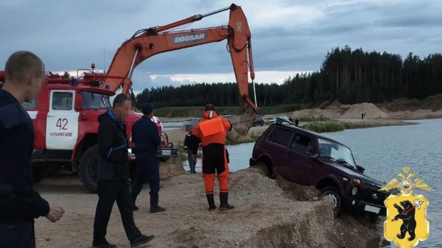 Водитель машины, утонувшей в карьере, заключен под стражу