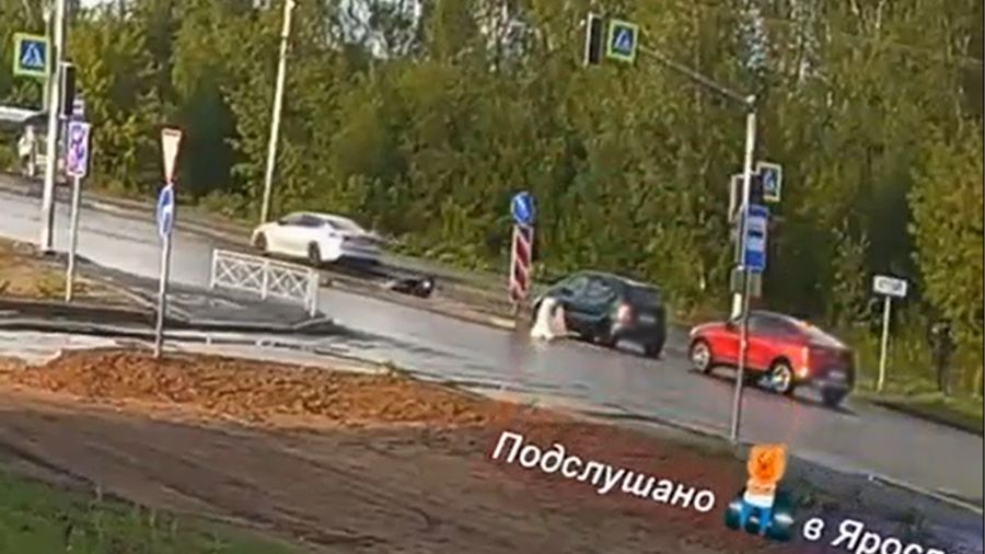 В Заволжском районе Ярославля иномарка сбила пешехода
