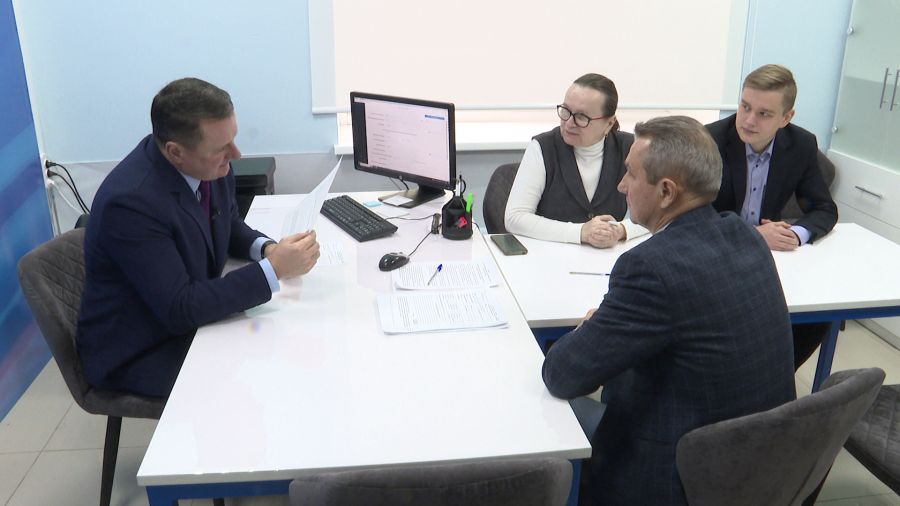 В Ярославском региональном избирательном штабе открыта общественная приемная Владимира Путина