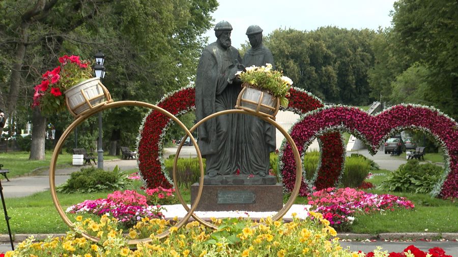 В Ярославле планируют перенести памятник Петру и Февронии