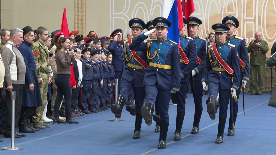 В военно-патриотическое движение «Юнармия» вступили более тысячи ярославцев