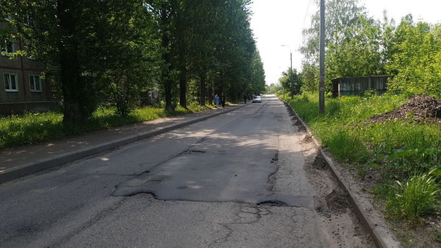 В Ярославле прокуратура через суд требует взыскать с подрядчика в бюджет города около 900 тысяч рублей