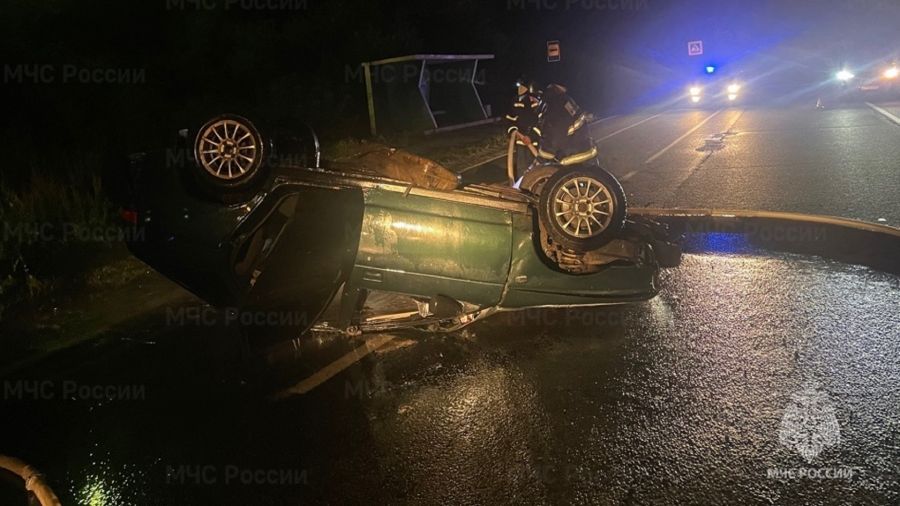 В Рыбинском районе «лоб в лоб» столкнулись две легковушки