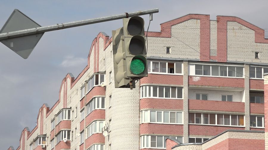 В Ярославле появится еще несколько &laquo;умных&raquo; светофоров