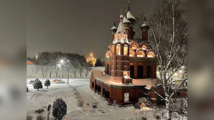 В Ярославле выполнили подсветку Богоявленского храма