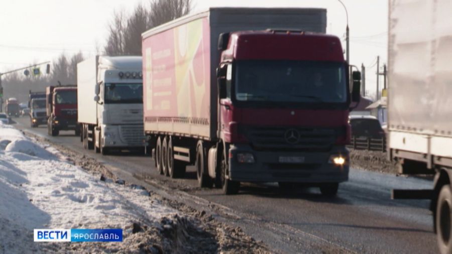 Ярославский Суринский путепровод вновь лишается дорожного покрытия