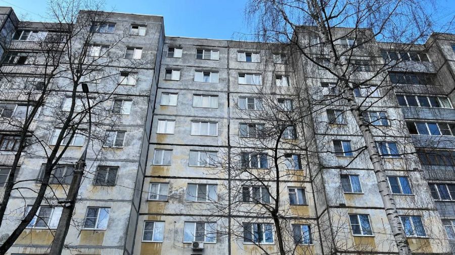 Рыбинская прокуратура требует отремонтировать полгода неработающий лифт