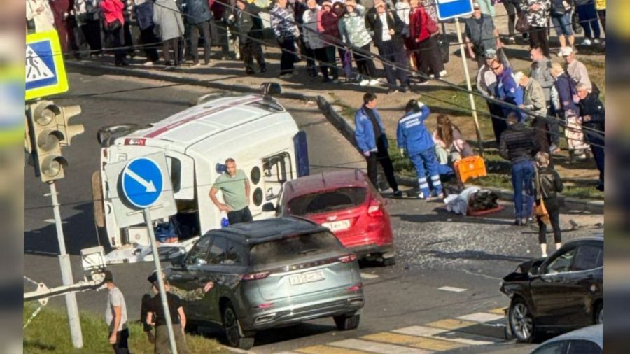 В Тутаеве машина скорой попала в аварию