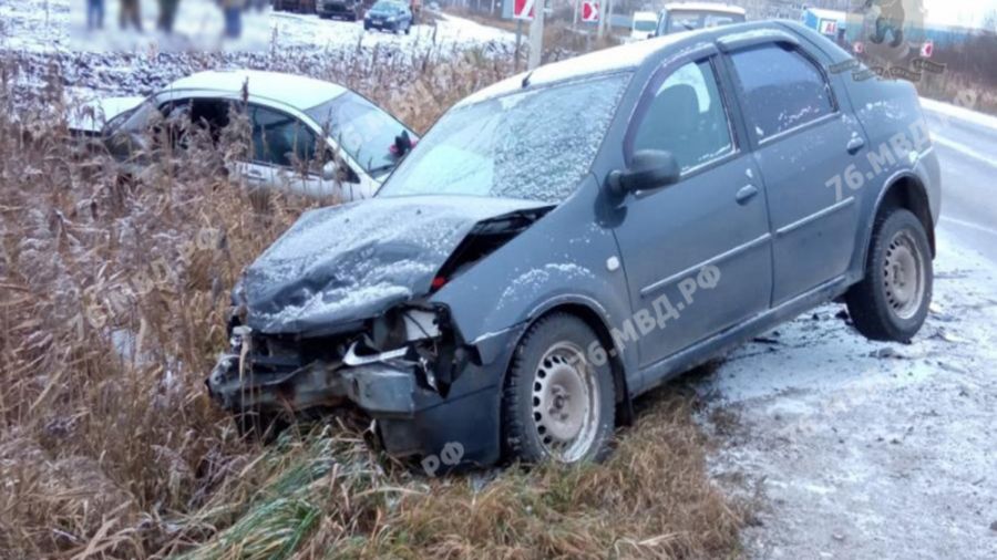 В Ярославской области в ДТП пострадали женщина и подросток