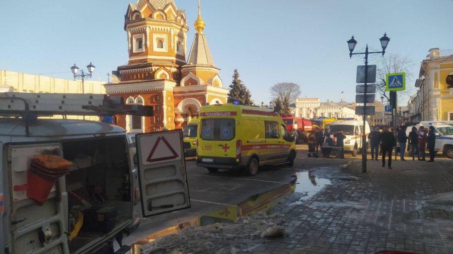 В Ярославле восемь человек госпитализированы после обрушения перекрытий в здании на Андропова