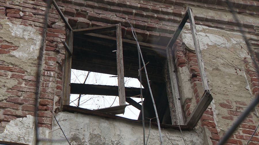 В Ярославской области снесли более 3,5 тысяч ветхих зданий