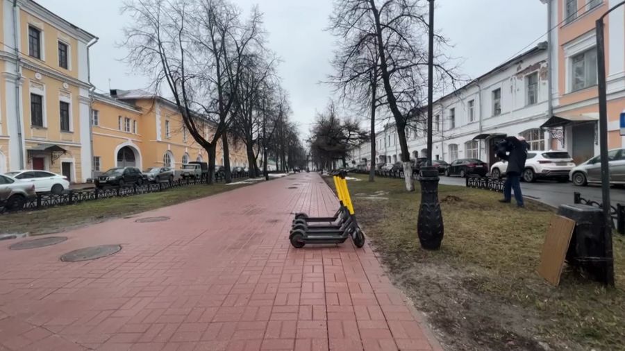 В Ярославле хотят ограничить скорость движения электросамокатов
