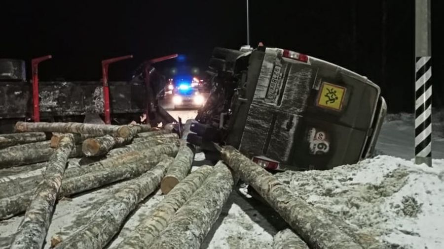 Водителя грузовика, устроившего ДТП с автобусом с детьми, ждет суд