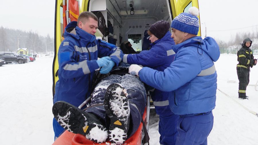 Была смоделирована ситуация серьезного ДТП: в Ярославле прошли учения Центра гражданской защиты